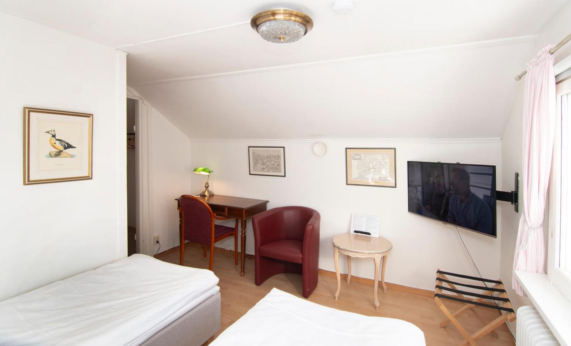 Hotell Krey Карлскуга Экстерьер фото