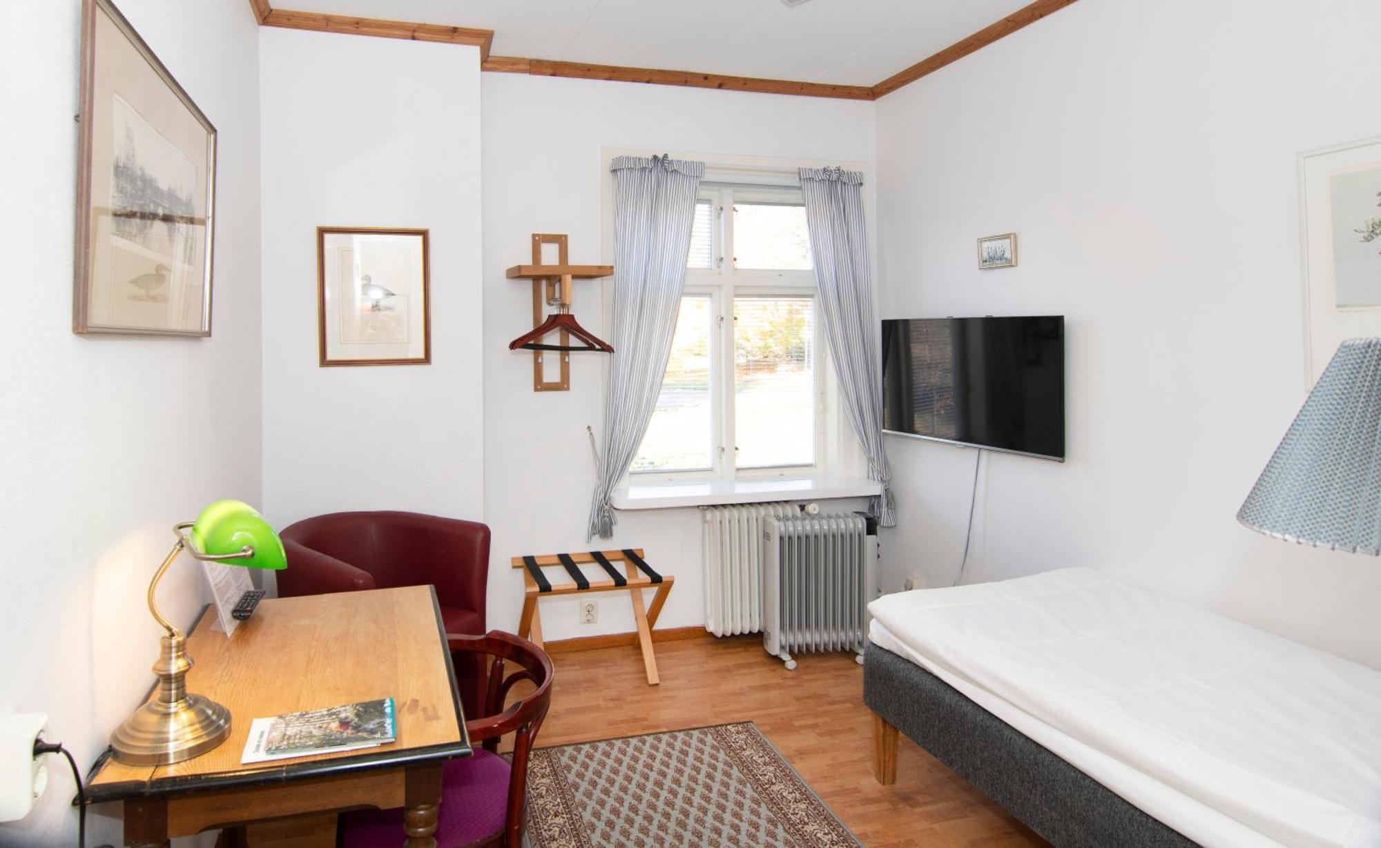 Hotell Krey Карлскуга Экстерьер фото